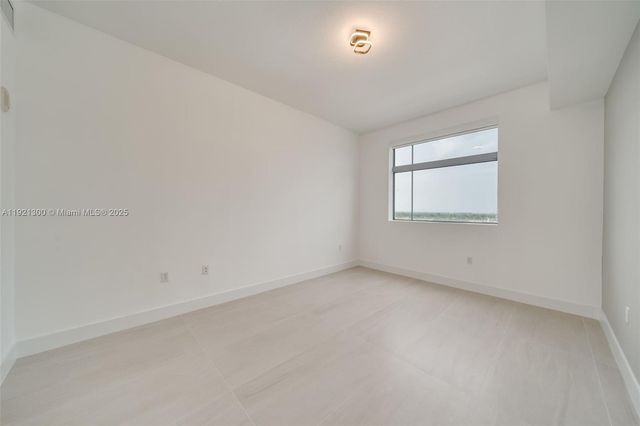 140 S Dixie Hwy 1007, Hollywood, FL 33020