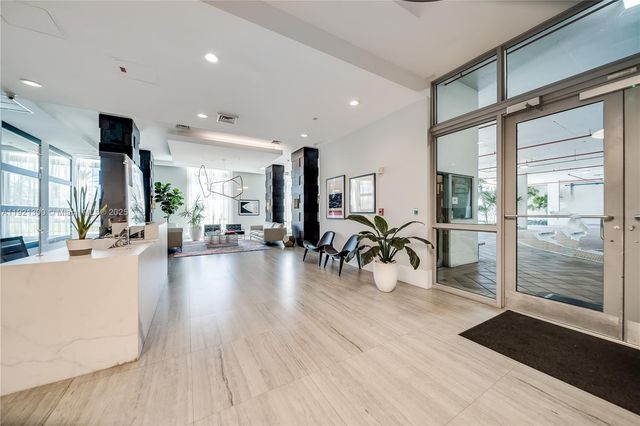 140 S Dixie Hwy 1007, Hollywood, FL 33020