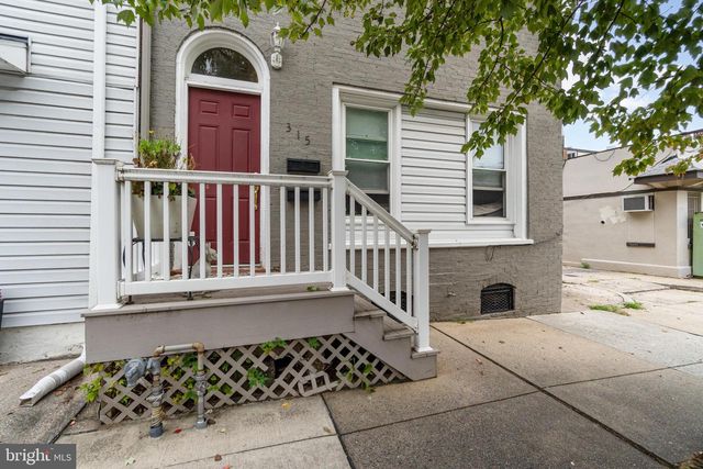 315 W WALNUT ST, Lancaster, PA 17603