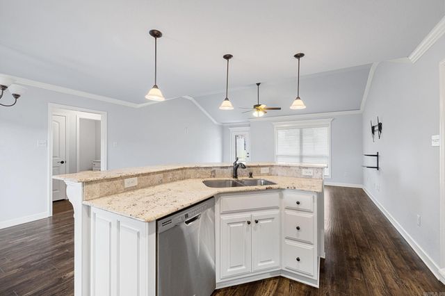337 Austin Creek Dr, Austin, AR 72007