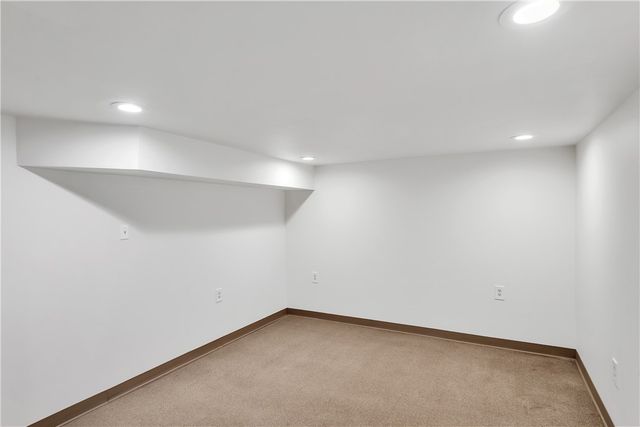 2355 E Beckert Ave, Reserve, PA 15212