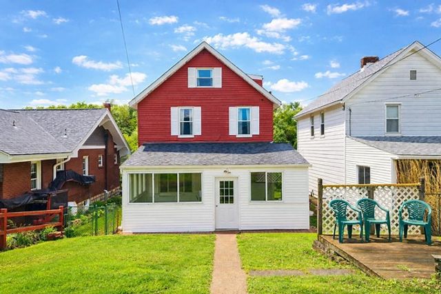 2355 E Beckert Ave, Reserve, PA 15212