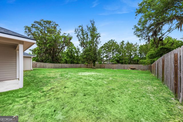 132 Lake Victoria Drive, Kingsland, GA 31548