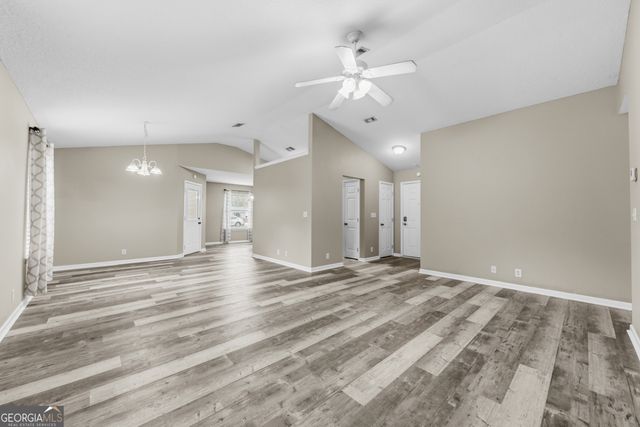 132 Lake Victoria Drive, Kingsland, GA 31548