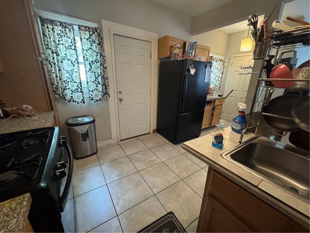 19 Sidney Street, Rochester, NY 14609