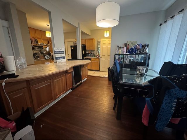 19 Sidney Street, Rochester, NY 14609