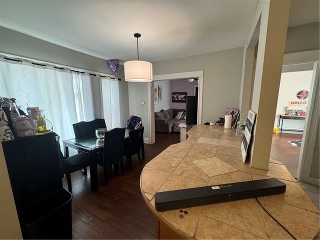 19 Sidney Street, Rochester, NY 14609