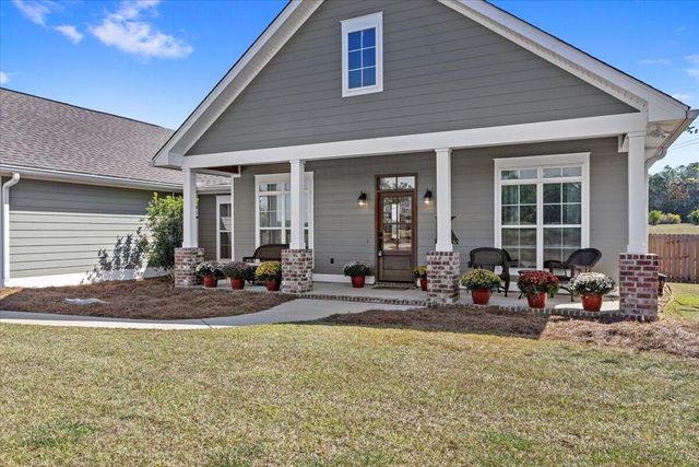 1562 Oloh Rd., Sumrall, MS 39482