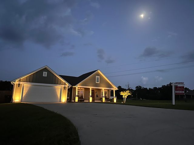 1562 Oloh Rd., Sumrall, MS 39482