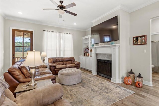1562 Oloh Rd., Sumrall, MS 39482