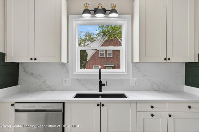666 Gunson Street, East Lansing, MI 48823