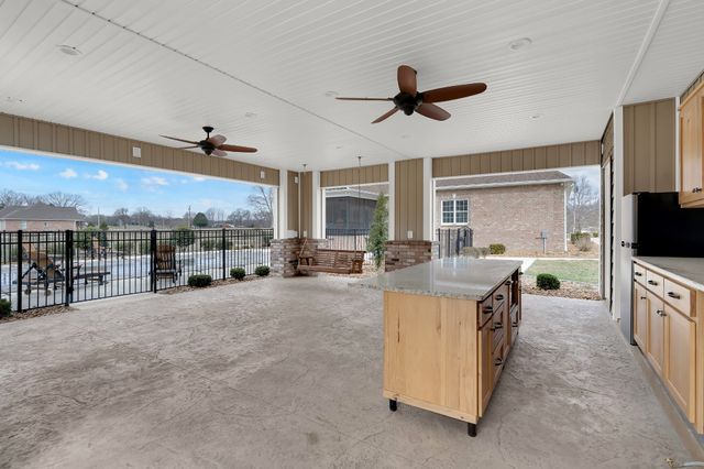 5765 Spring Creek Rd, Tullahoma, TN 37388