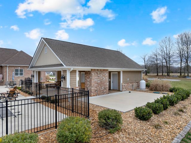 5765 Spring Creek Rd, Tullahoma, TN 37388