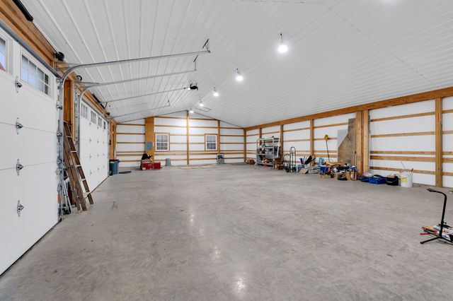 5765 Spring Creek Rd, Tullahoma, TN 37388