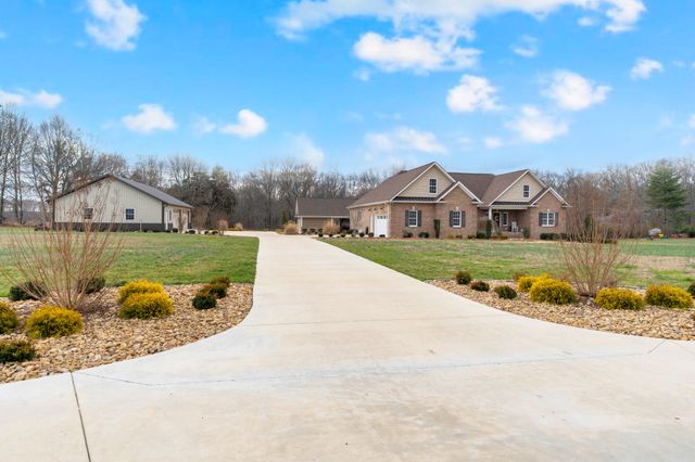 5765 Spring Creek Rd, Tullahoma, TN 37388