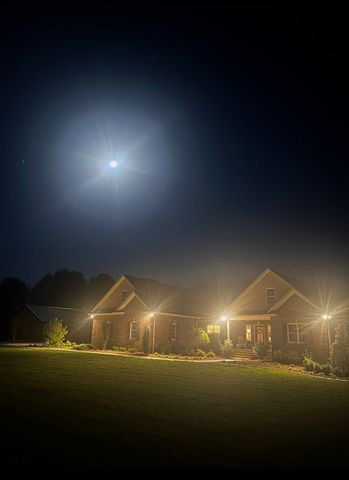 5765 Spring Creek Rd, Tullahoma, TN 37388