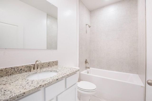 2119 NE Juanita PL, Cape Coral, FL 33909