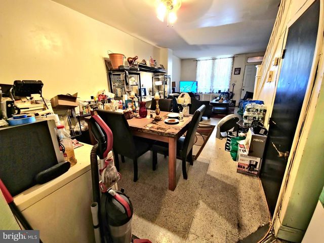 2123 W STELLA ST, Philadelphia, PA 19132