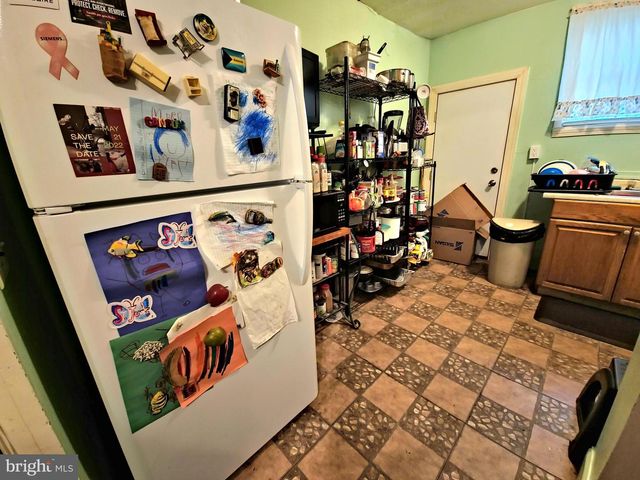 2123 W STELLA ST, Philadelphia, PA 19132