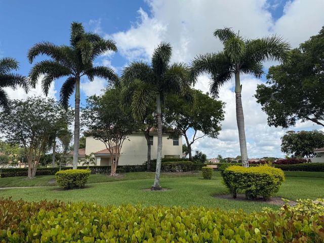 6355 Adriatic Way, West Palm Beach, FL 33413