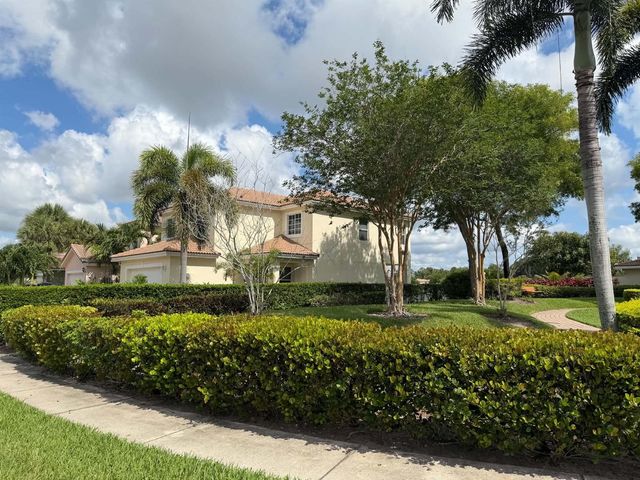6355 Adriatic Way, West Palm Beach, FL 33413