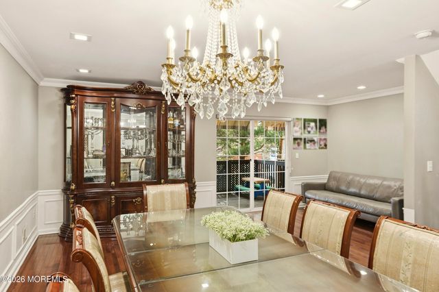 50 Charming Way, Lakewood, NJ 08701