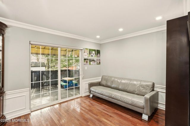 50 Charming Way, Lakewood, NJ 08701