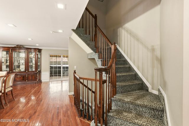 50 Charming Way, Lakewood, NJ 08701