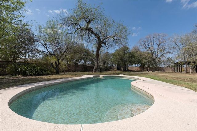 1709 Tamarack Avenue, Mcallen, TX 78501