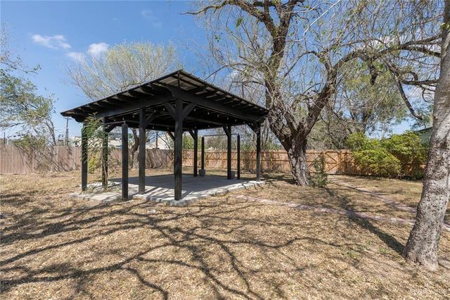 1709 Tamarack Avenue, Mcallen, TX 78501