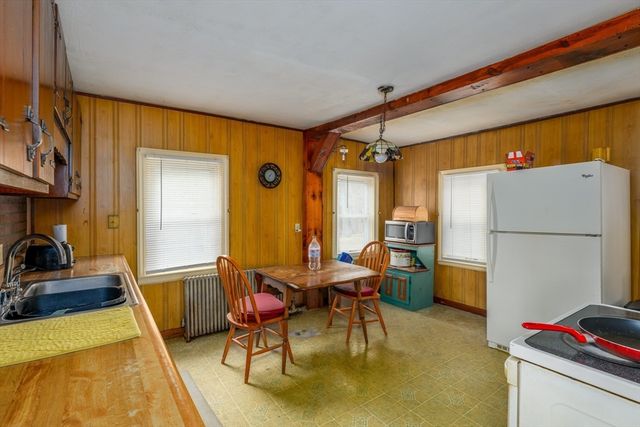 51 Reed Road, Shrewsbury, MA 01545