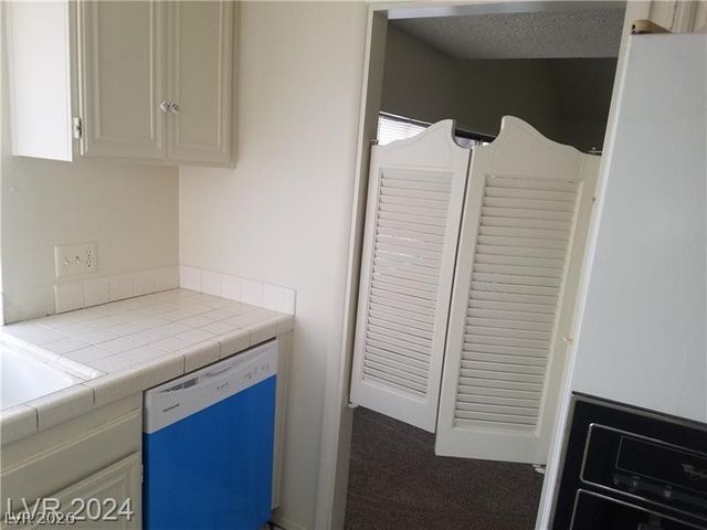 4639 Kristen Lane, Las Vegas, NV 89121