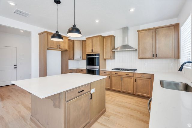 189 N WOODRUN WAY, Saratoga Springs, UT 84045