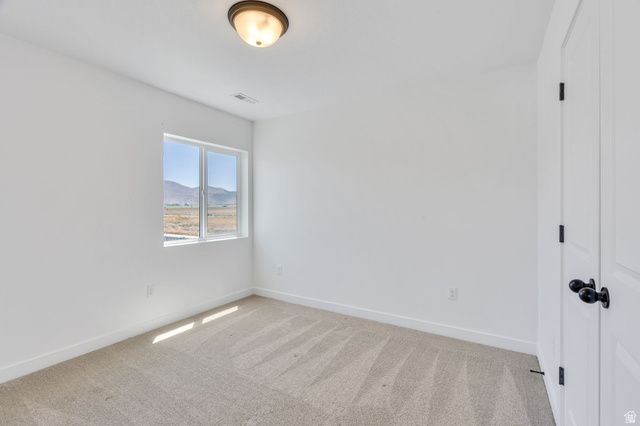 189 N WOODRUN WAY, Saratoga Springs, UT 84045