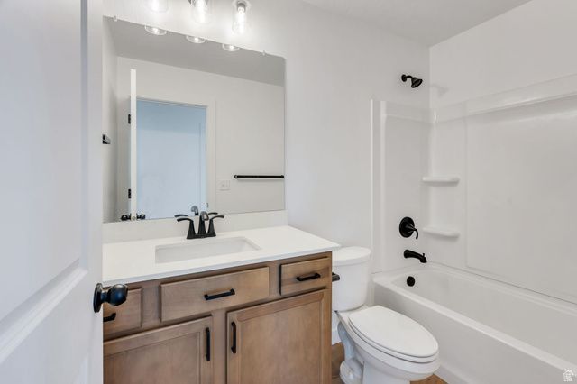 189 N WOODRUN WAY, Saratoga Springs, UT 84045
