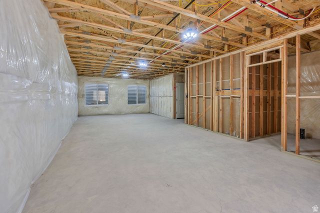 189 N WOODRUN WAY, Saratoga Springs, UT 84045