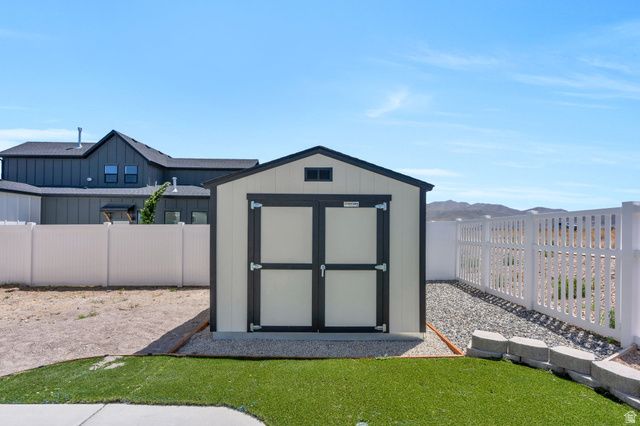 189 N WOODRUN WAY, Saratoga Springs, UT 84045