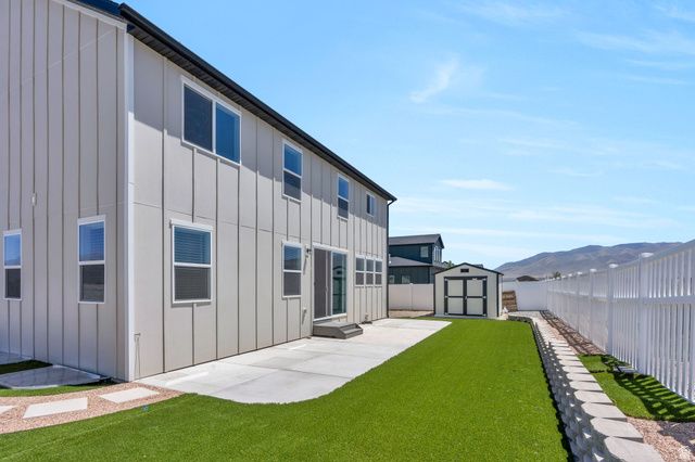 189 N WOODRUN WAY, Saratoga Springs, UT 84045