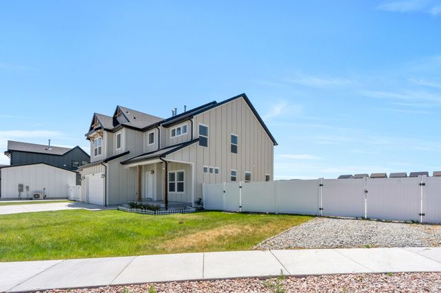 189 N WOODRUN WAY, Saratoga Springs, UT 84045