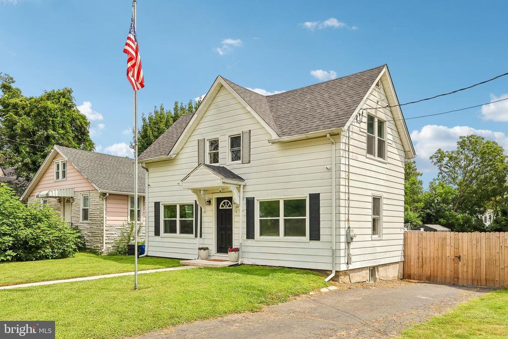 140 SWEDESBORO AVE, GIBBSTOWN, NJ 08027 — photo 5