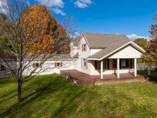 1981 52nd Street SW, Wyoming, MI 49519