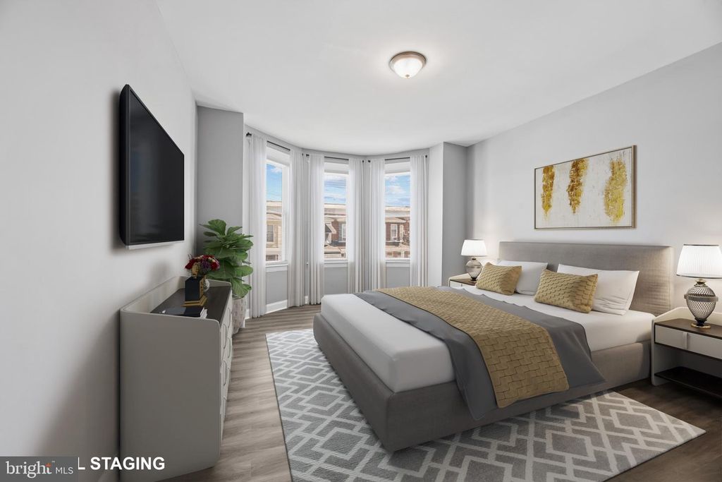 Image 11 of property listing at 1634 RUXTON AVE, Baltimore, MD 21216