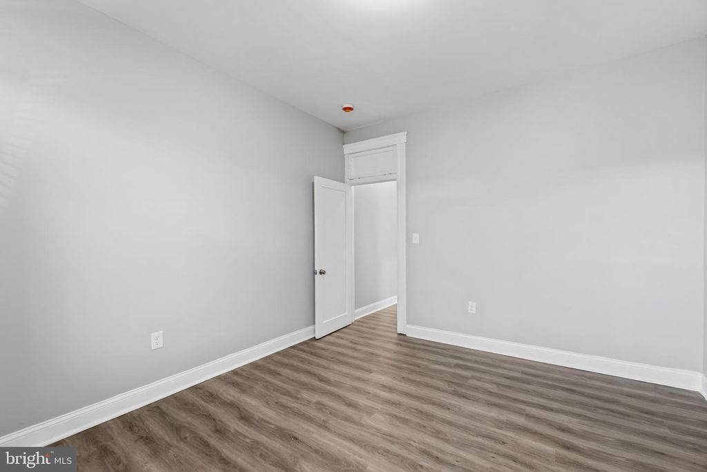 Image 14 of property listing at 1634 RUXTON AVE, Baltimore, MD 21216
