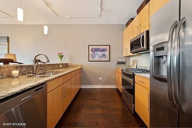 757 N ORLEANS Street 1503, Chicago, IL 60654
