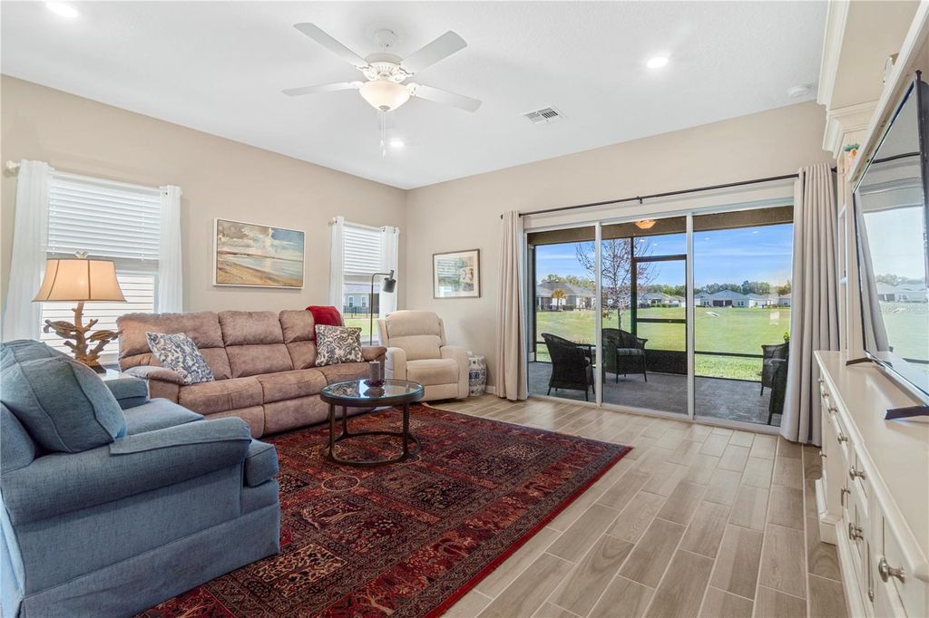 Image 15 of property listing at 7381 SW 78TH TERRACE, Ocala, FL 34481