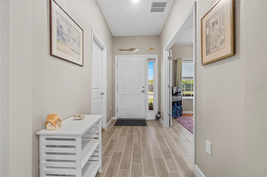 Image 4 of property listing at 7381 SW 78TH TERRACE, Ocala, FL 34481