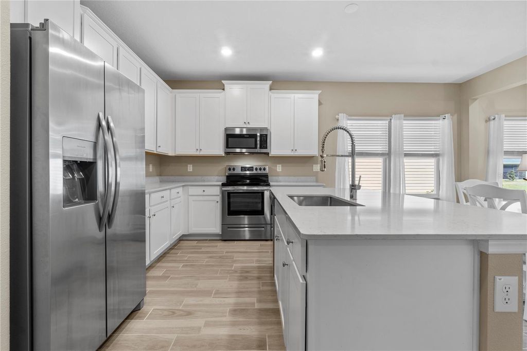 Image 7 of property listing at 7381 SW 78TH TERRACE, Ocala, FL 34481