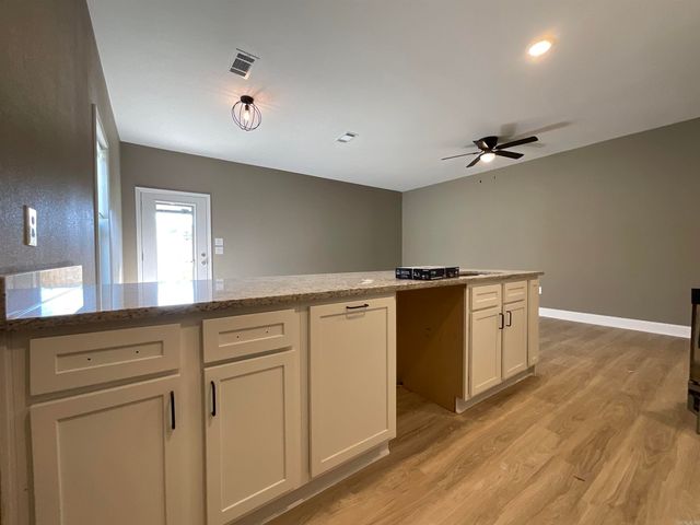 405 & 407 E Center Street, Jacksonville, AR 72076