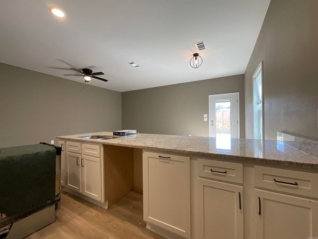 405 & 407 E Center Street, Jacksonville, AR 72076
