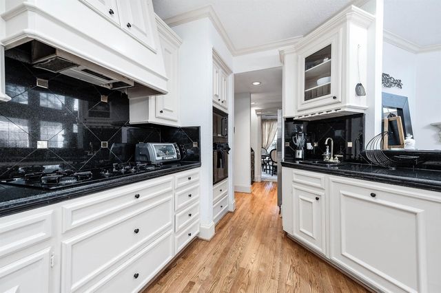 7110 Gary Street, Houston, TX 77055